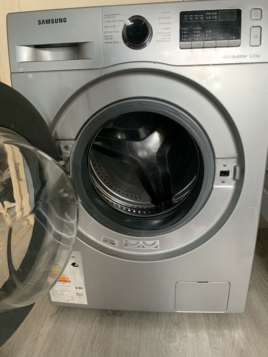Продам стирльную машину Samsung