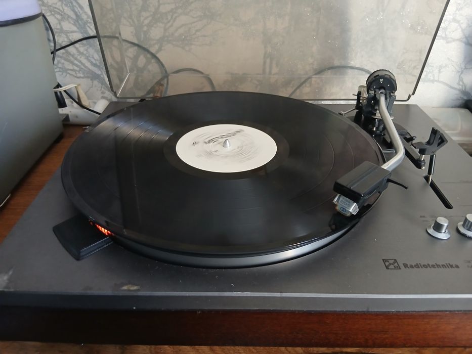 Катушечный магнитофон