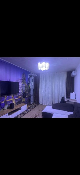 Продам двух комнатную квартиру