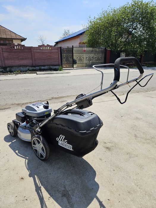 Masina de tuns iarba gazon MrGardener