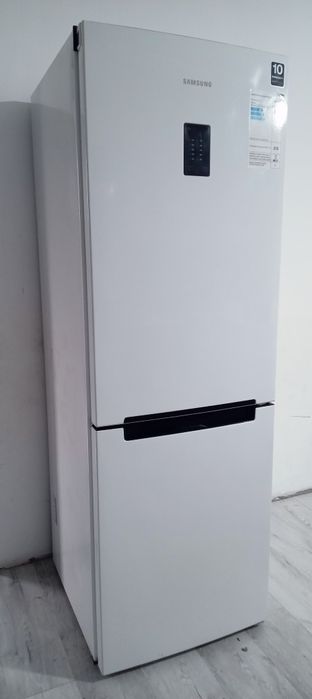 Холодильник самсунг