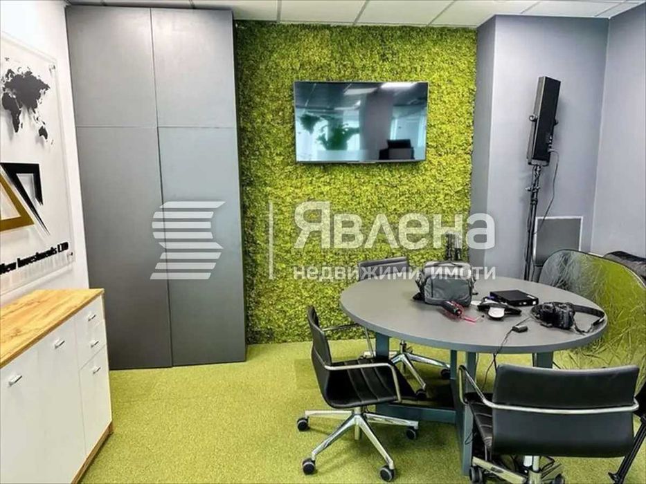Дава се под наем Офис в София, Център - 627 кв.м за 7281.27 € - Снимка #4