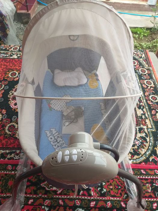 Электронная детская люлька-качалка