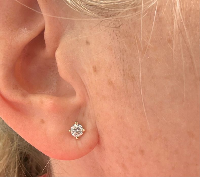 Диамантени обеци с естествени диаманти 0,56ct,жълто злато