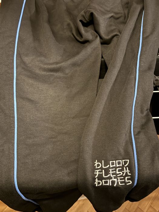 Продавам екип на LUDA CARTAGE