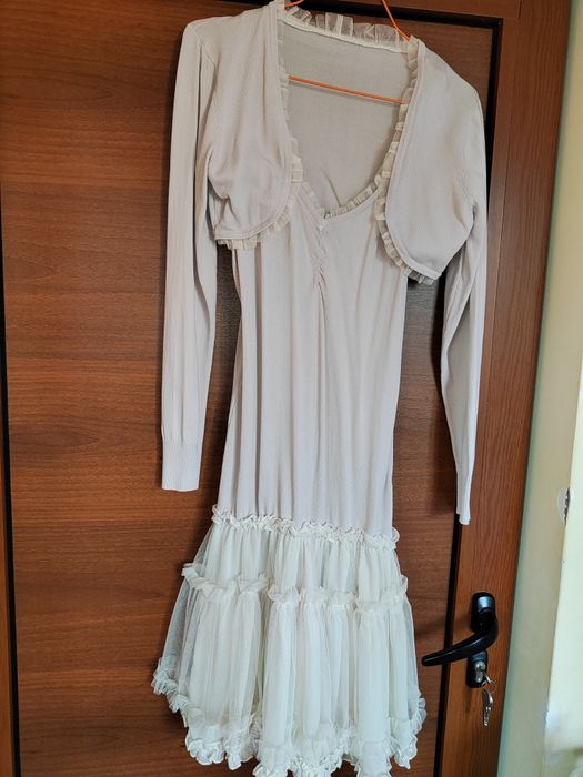 Красиви рокли, официални и ежедневни