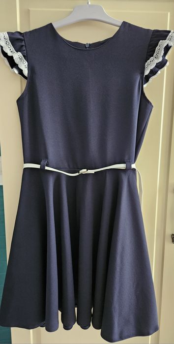 Uniformă școală fetițe clasa a III-A,  a IV-A