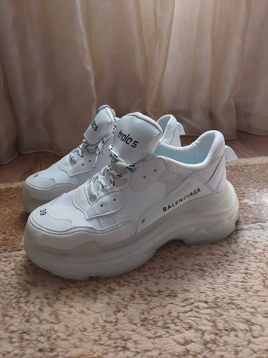 Кроссовки унисекс