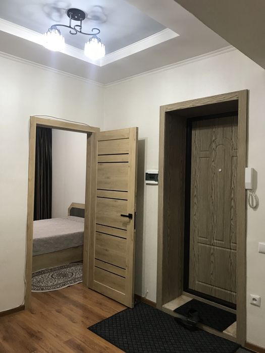 2 комнатную 13 000 Центр