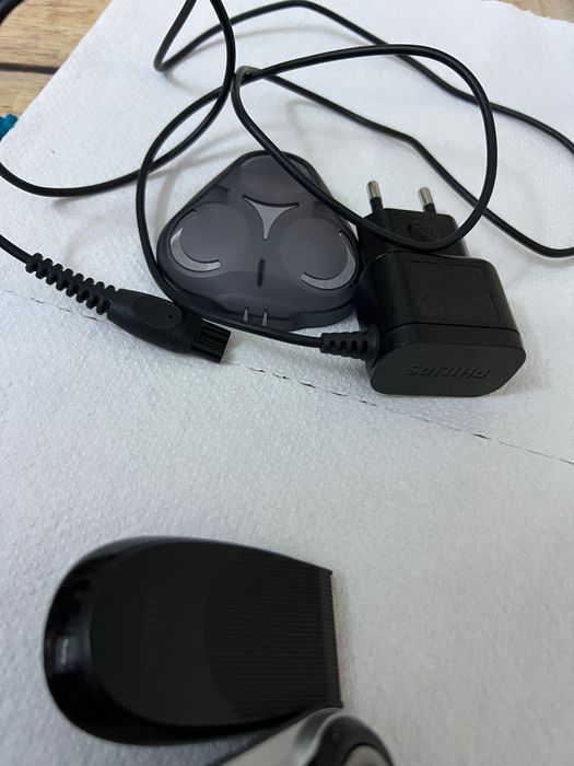 Aparat de ras philips