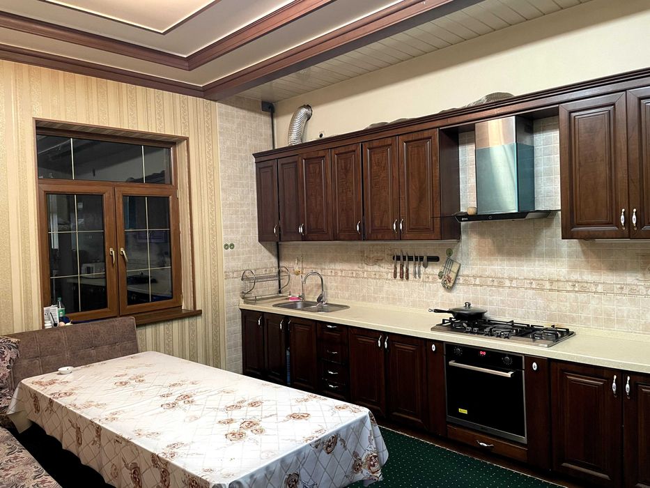 Uy sotiladi 8 sotix olmazor tumani chuqursoy