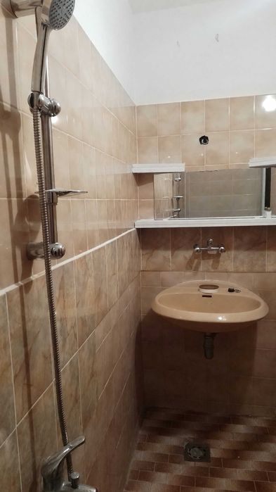 Дава се под наем Етаж от къща в Пловдив, Център - 50 кв.м за 300 € - Снимка #3
