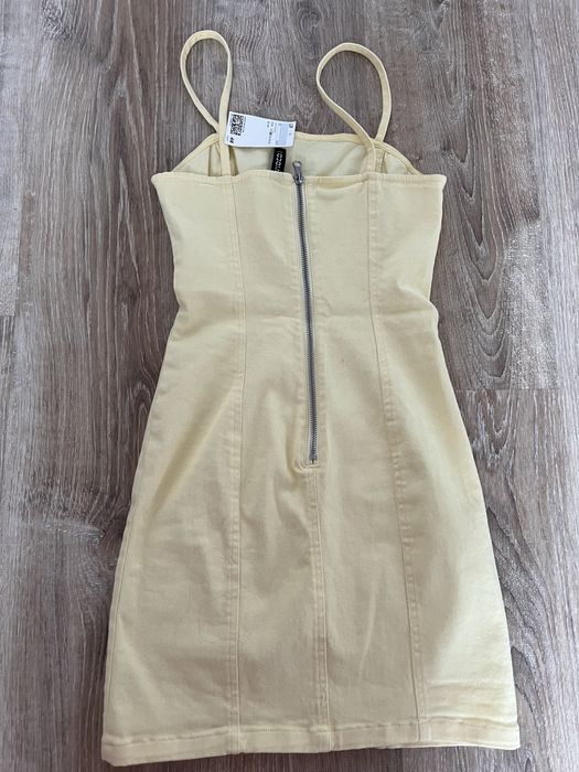Нова рокля с етикет H&M размер 34 (XS)