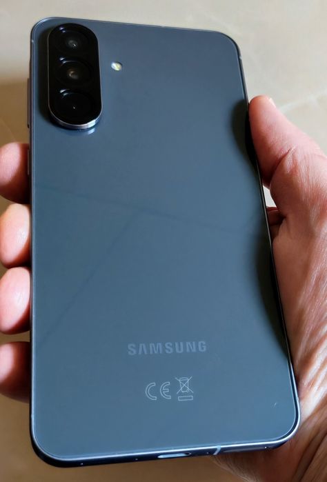 SAMSUNG A56 5G Awesome Graphite Duos 8/256 GB ca nou, fullbox + cadou!