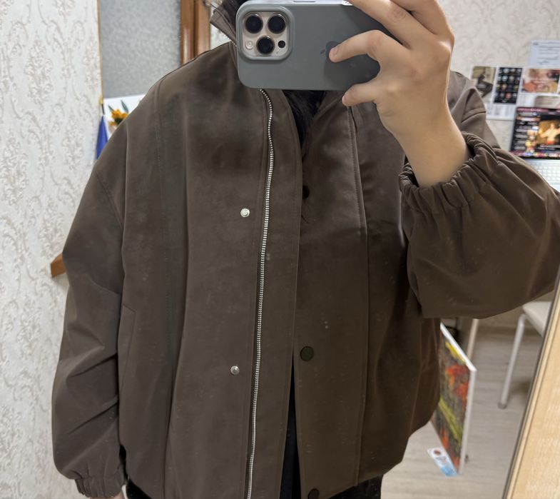 Куртка/ветровка продается