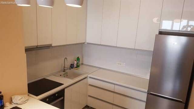 Продава се Двустаен апартамент в София, Център - 64 кв.м за 2625 €/кв.м - Снимка #1