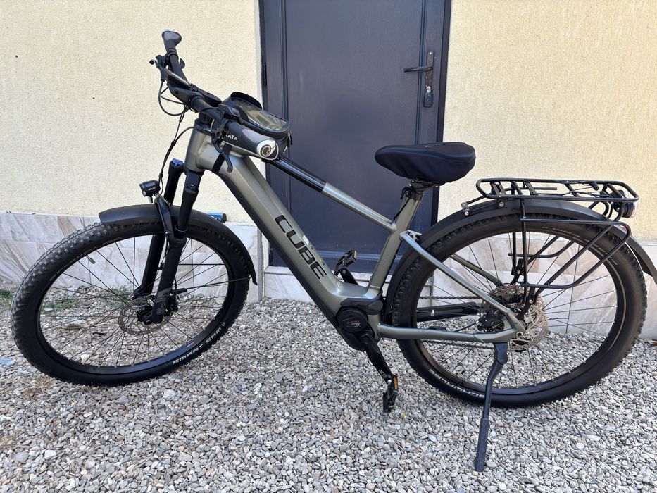 Inchiriez bicicleta electrica Cube/Vand