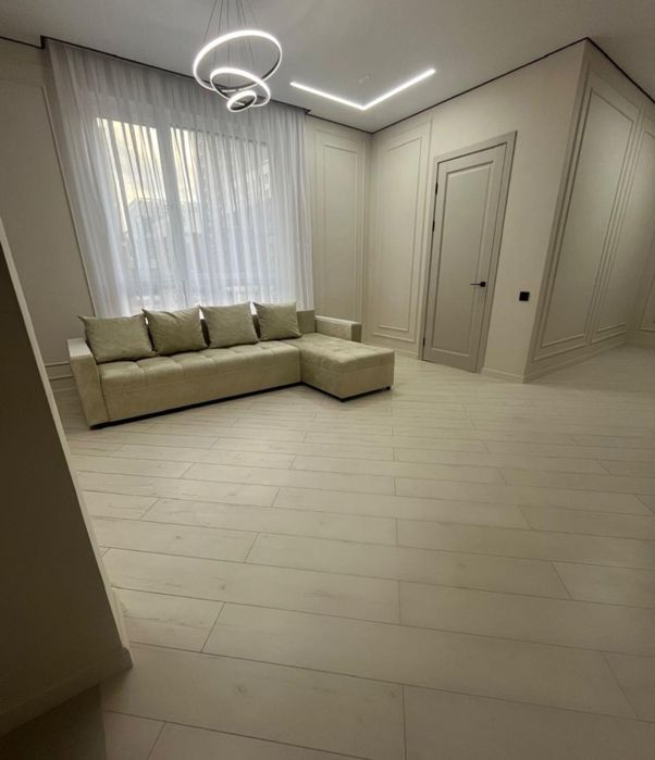 Продам диван угловой