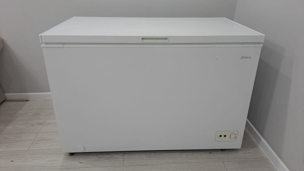Холодильник midea