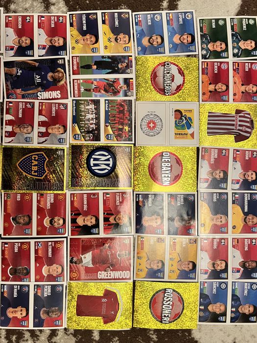 Panini FIFA 2022 наклейки