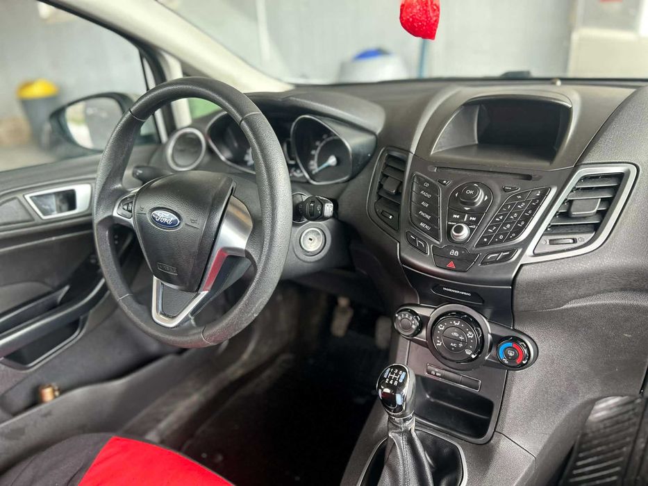 Autoturism de vanzare