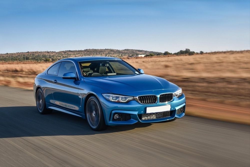 Kit Exterior BMW Seria 4 F32 M-Tech cu Grile pentru proiectoare