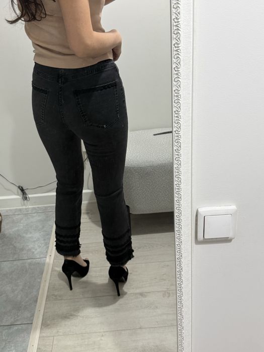 Джинсы Massimo Dutti