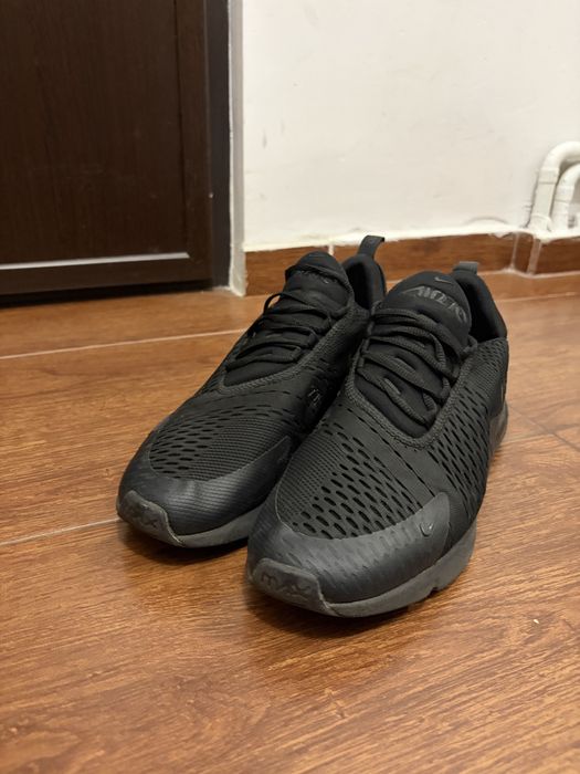 Adidasi Nike 270 negrii