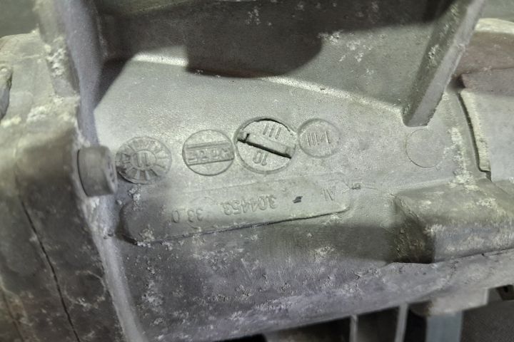 Pompa apa 304453 304453 BMW Seria 1 E81/E82/E87/E88 (facelift)