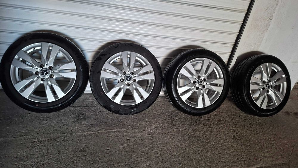 Продавам комплект лети джанти с гуми 17цола
