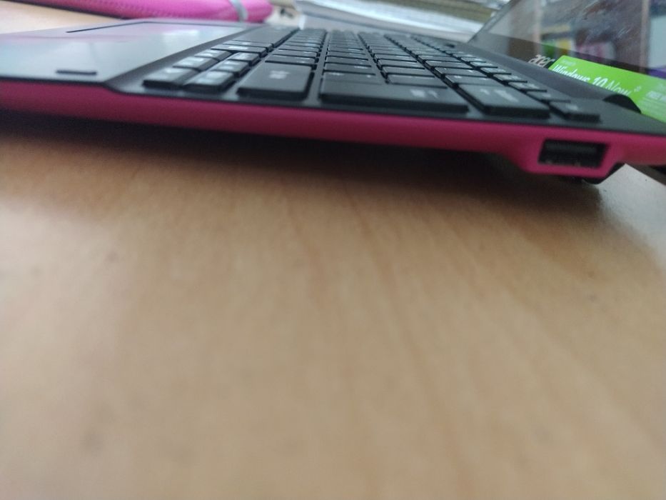 Лаптоп таблет Acer Aspire switch 10e 2 в 1