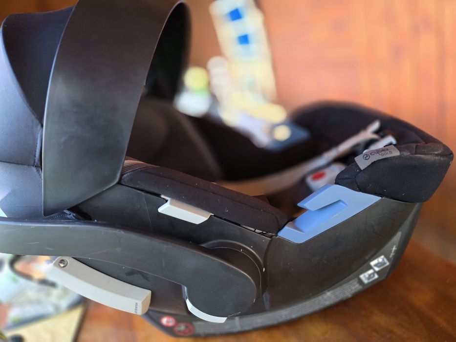 Vând Scoică Cybex