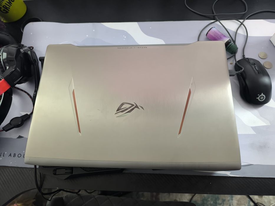 Vand Laptop Gaming i7 7700hq 16 RAM 1060 6gb