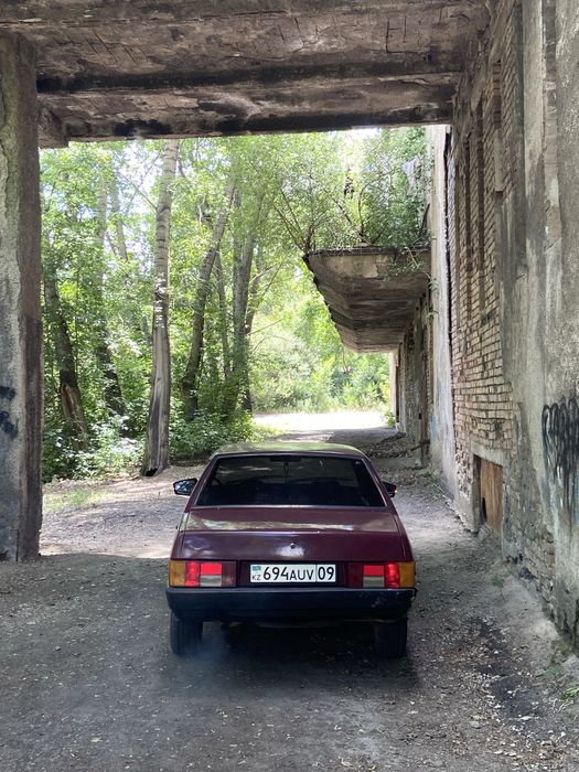 Продам 99 в среднем сост