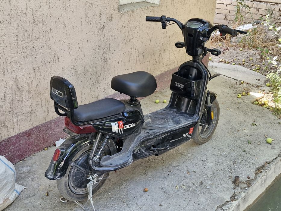 Ск8 600 ватт электроскутер