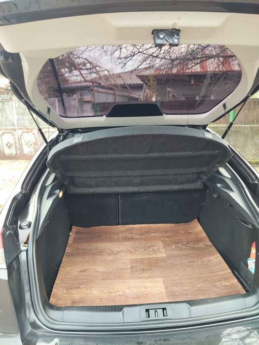 Vând Renault Laguna