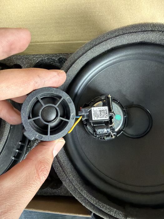 Калонка для Onix