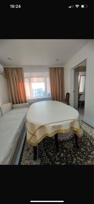 Продам дубовый стол