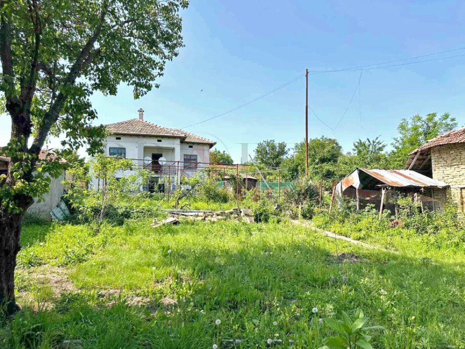 Продава се Къща в с. Долна Липница, Област Велико Търново - 109 кв.м за 292 €/кв.м - Снимка #2