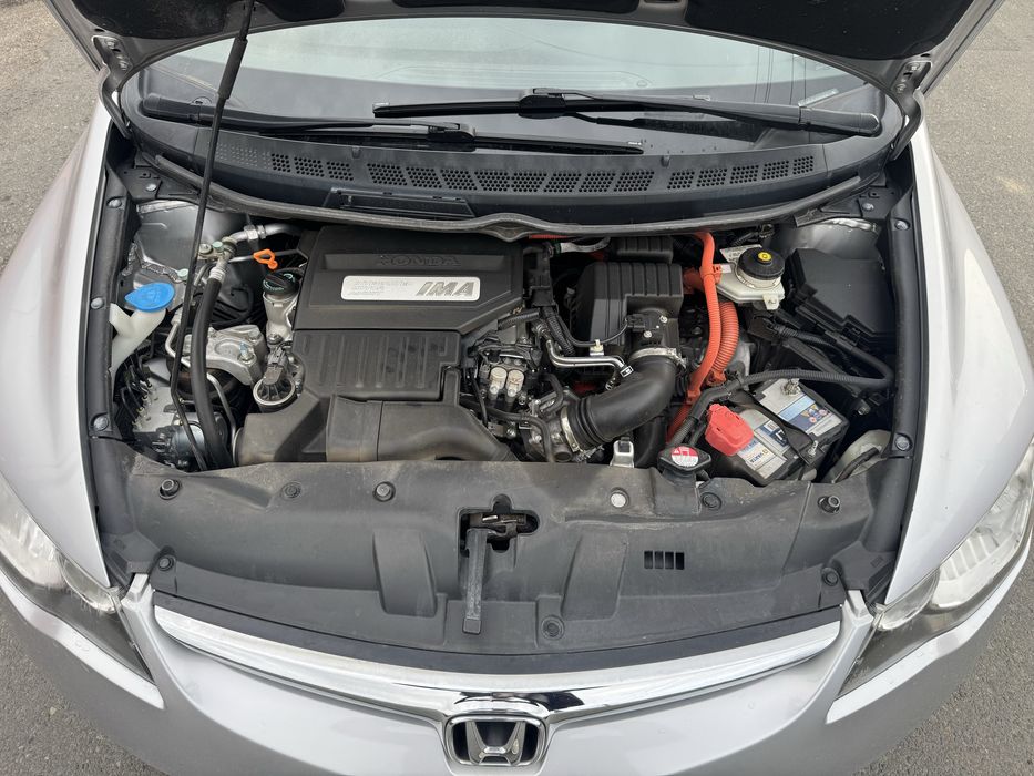 Honda Civic sedan 1.3 benzina hibrid 51.000km reali