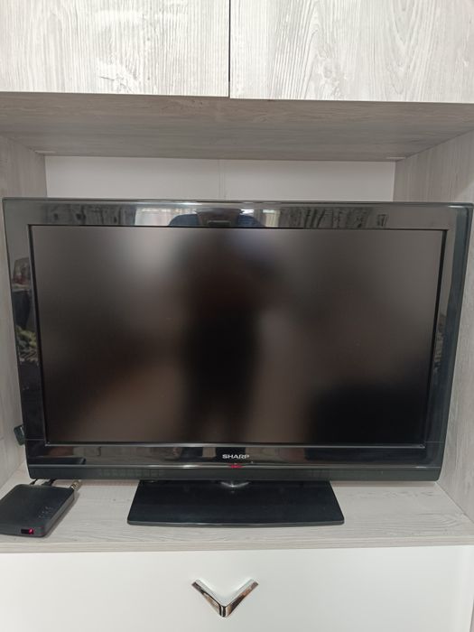 Televizor LCD Sharp in stare buna de functionare
Vând televizor Sharp de 32 inch, în stare bună, ideal pentru orice cameră (dormitor, bu