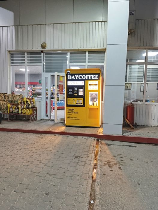 Кофейня самообслуживания уличный формат.