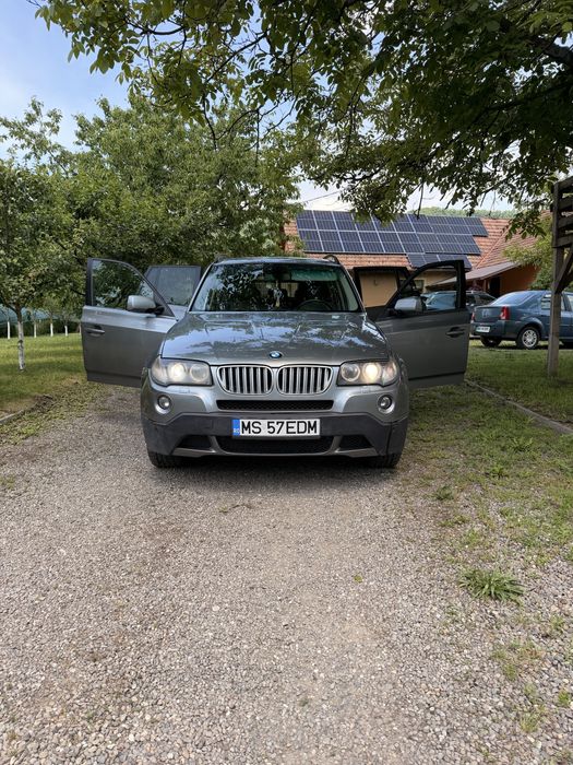 Bmw x3 foarte ingrijit