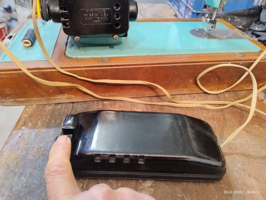 Шевна машина "Калинина" с ел. задвижване с педал, работеща