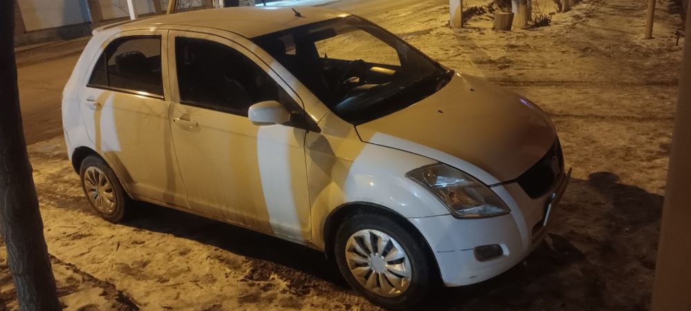 Срочно FAW V 2 авто в отличном состояний