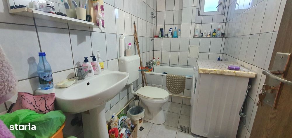 Apartament 2 camere Cetate zona Piata!