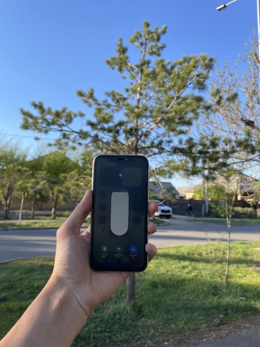 Продам срочно iPhone 11 64GB