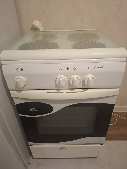 Продам плиту электрическую