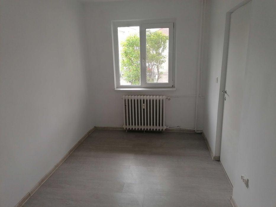 Proprietar Vand Apartament Renovat Iulius Mall