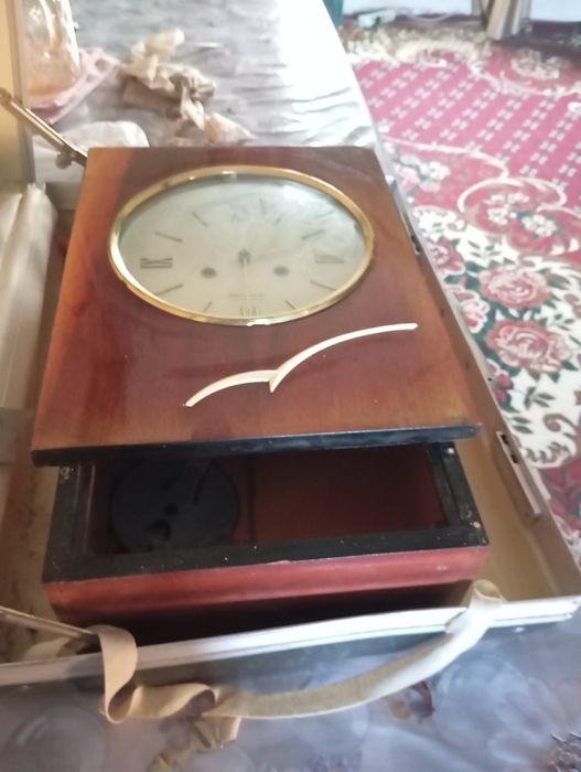 Часы антиквариат